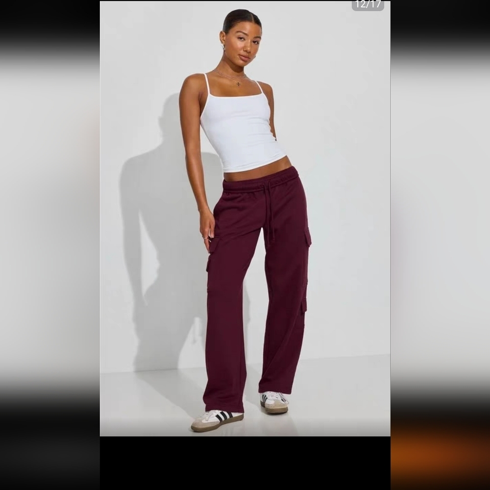 Discontinued Garage ultrafleece Cargo Sweatpants size XS Port Royale Burgundy
